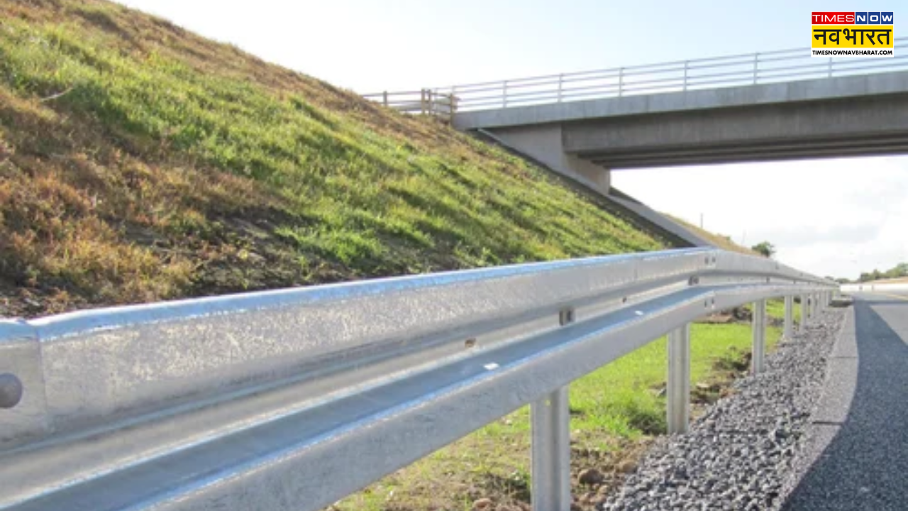 crash barriers installing on highways