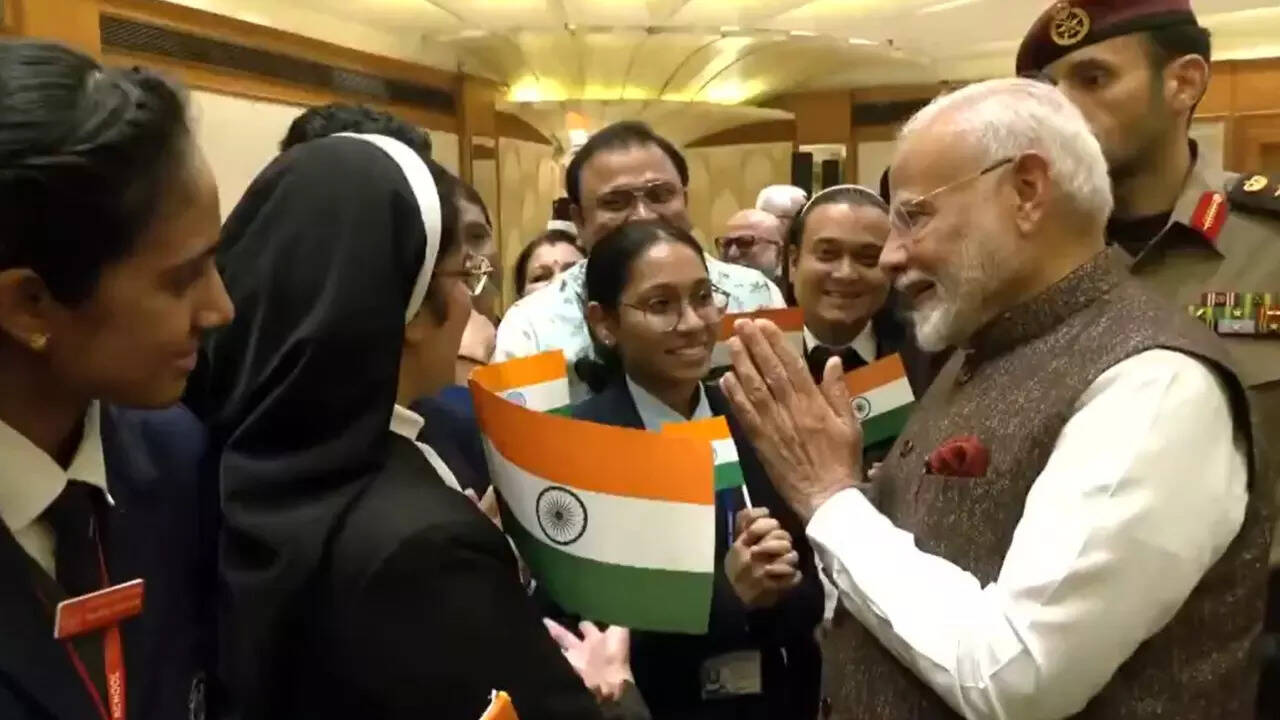 PM Modi Arrives Kuwait