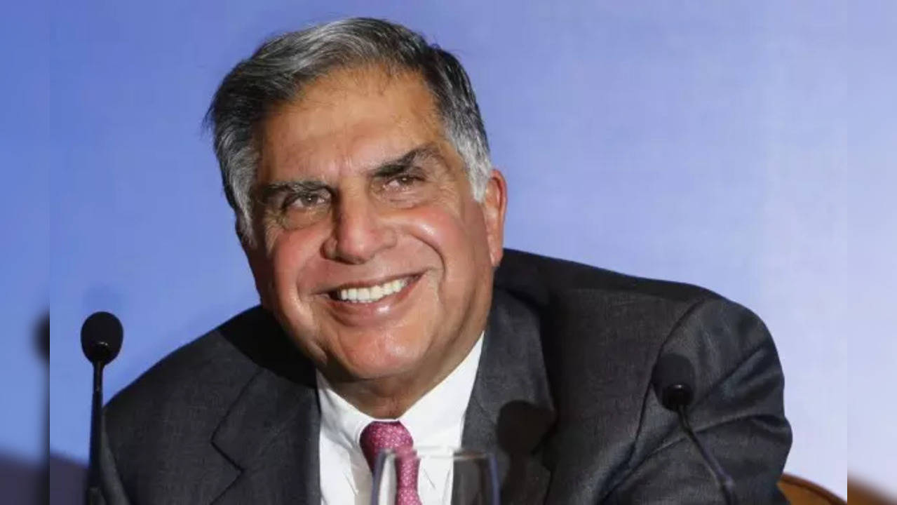 Ratan Tata,  Biography of Ratan Tata and his major decisions, How Ratan Tata made Tata Group a global company, Success of Ratan Tata's Tata Nano car