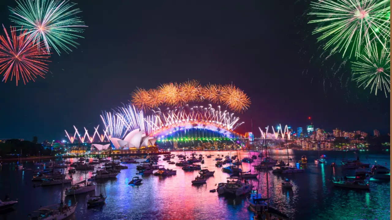 Sydney’s 2024 New Year’s Eve fireworks (image-news.cityofsydney)