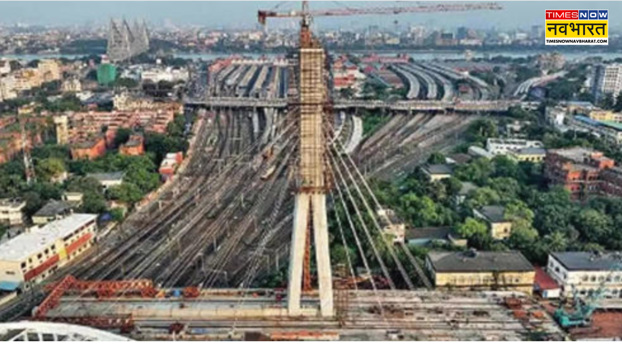 Hugli River cable bridge