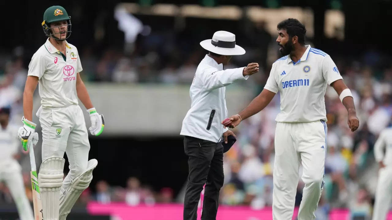 Jasprit Bumrah vs Sam Konstas