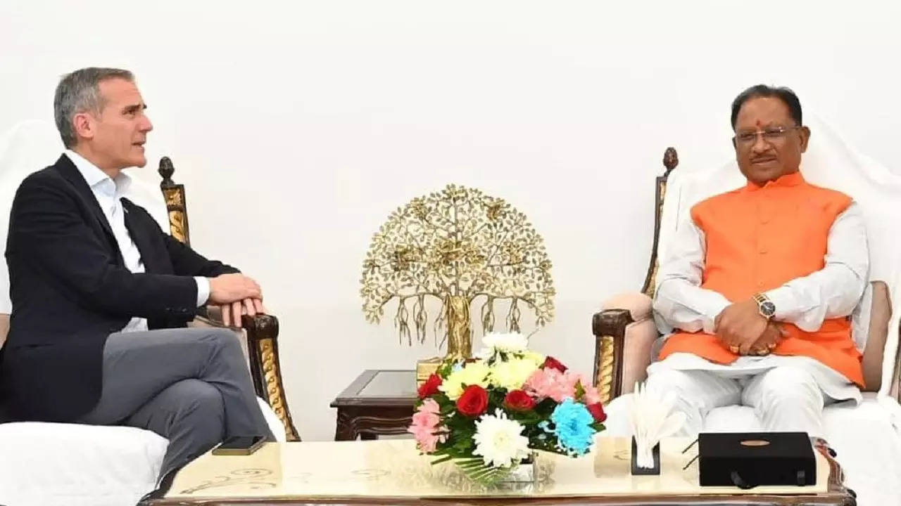 US Ambassador meets Chhattisgarh CM