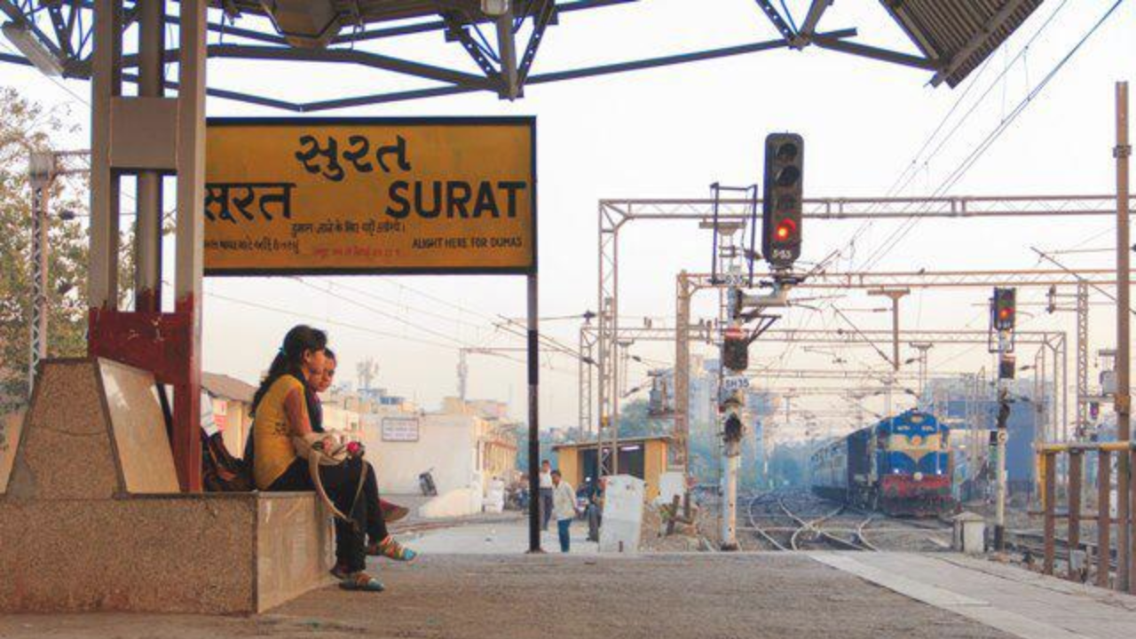 Surat railway station Platform Closed