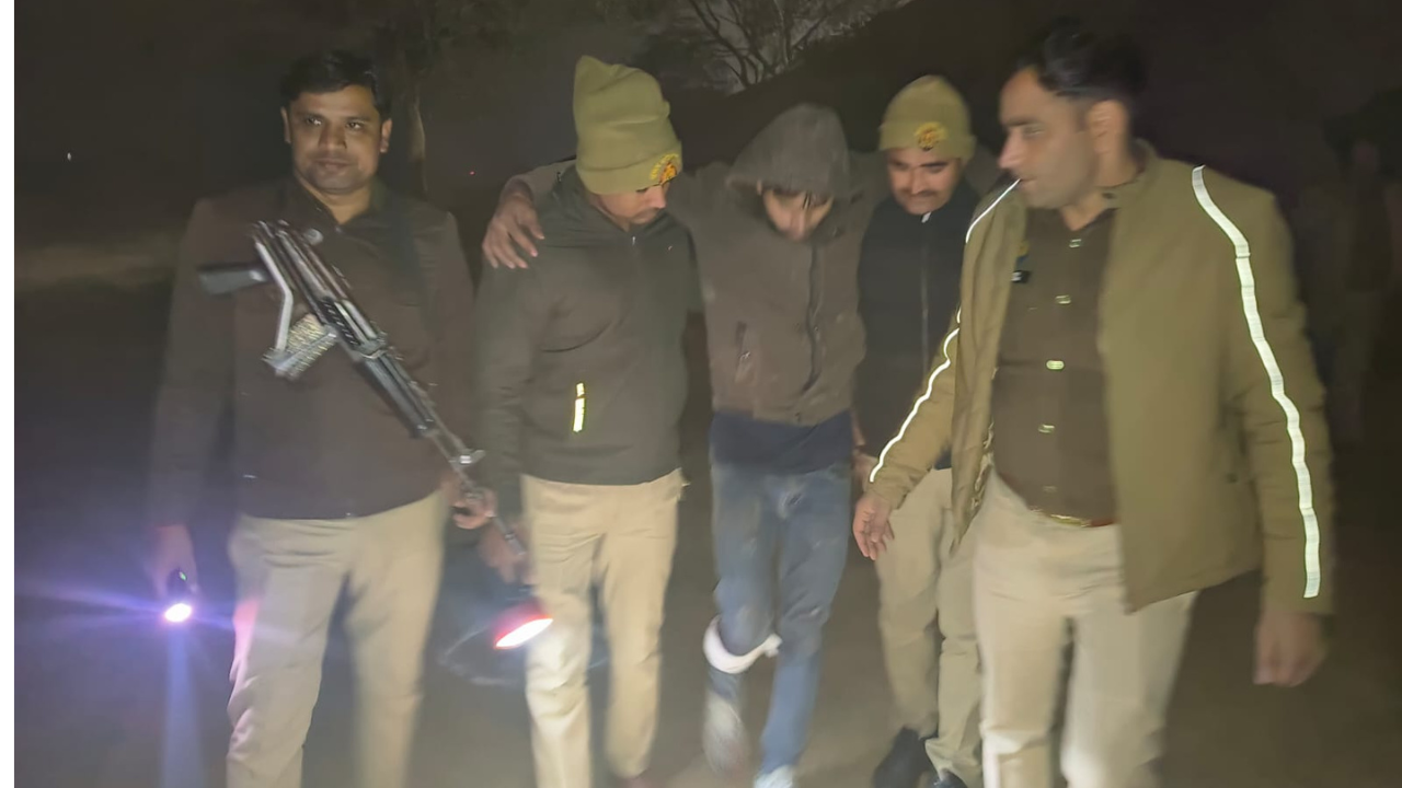 Police-Badmash Encounter in Greater Noida