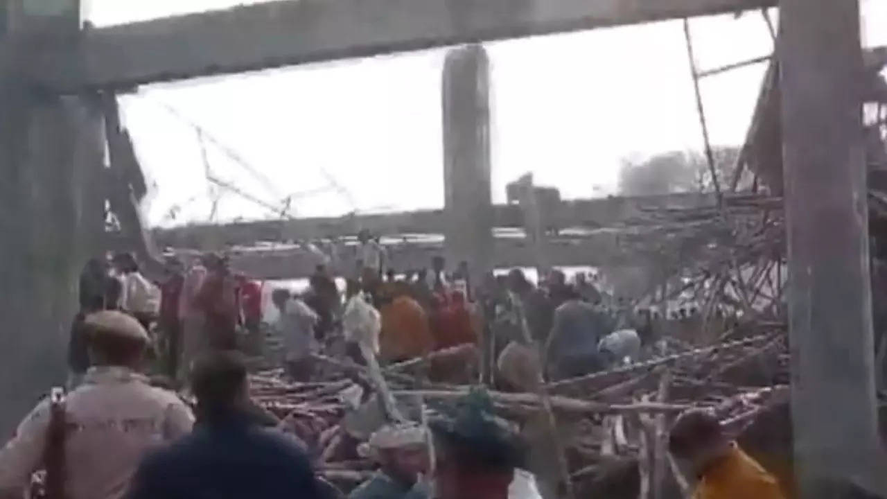 Kannauj Building Collapsed