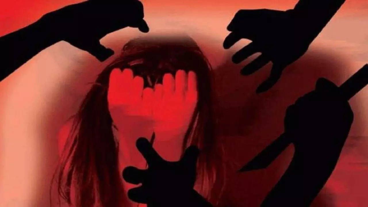 kerala girl mass rape.