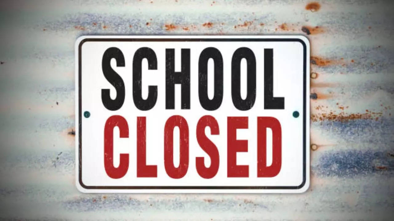 School Closed in Noida