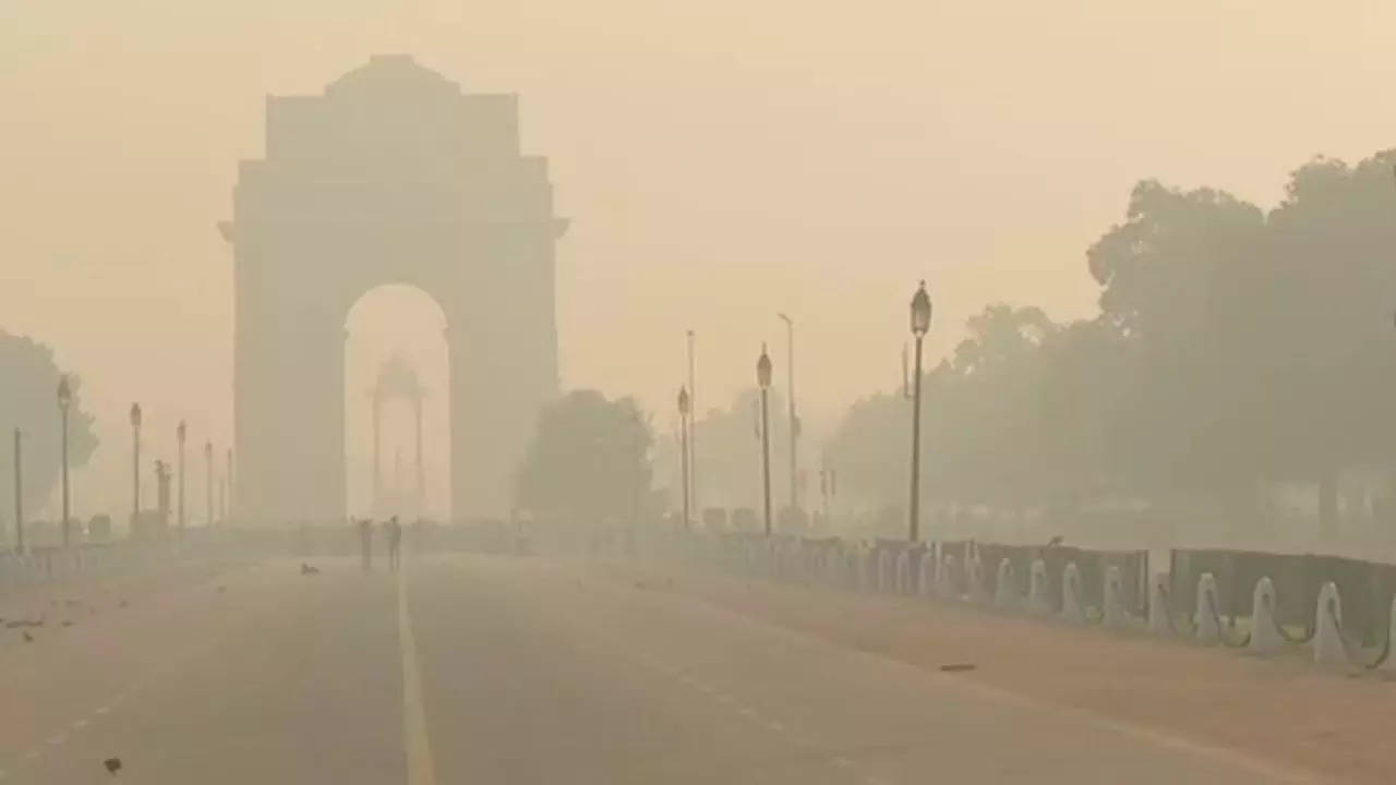 Delhi Air Pollution: दिल्ली ने ली सांस! हटाया गया GRAP-4; ये चीजें हुईं बहाल