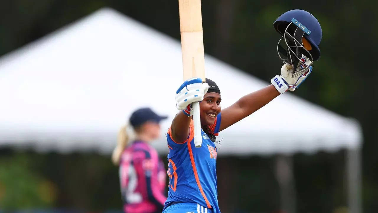 Trisha Gongadi Become first centurion of the ICC Women U19 World Cup 2025