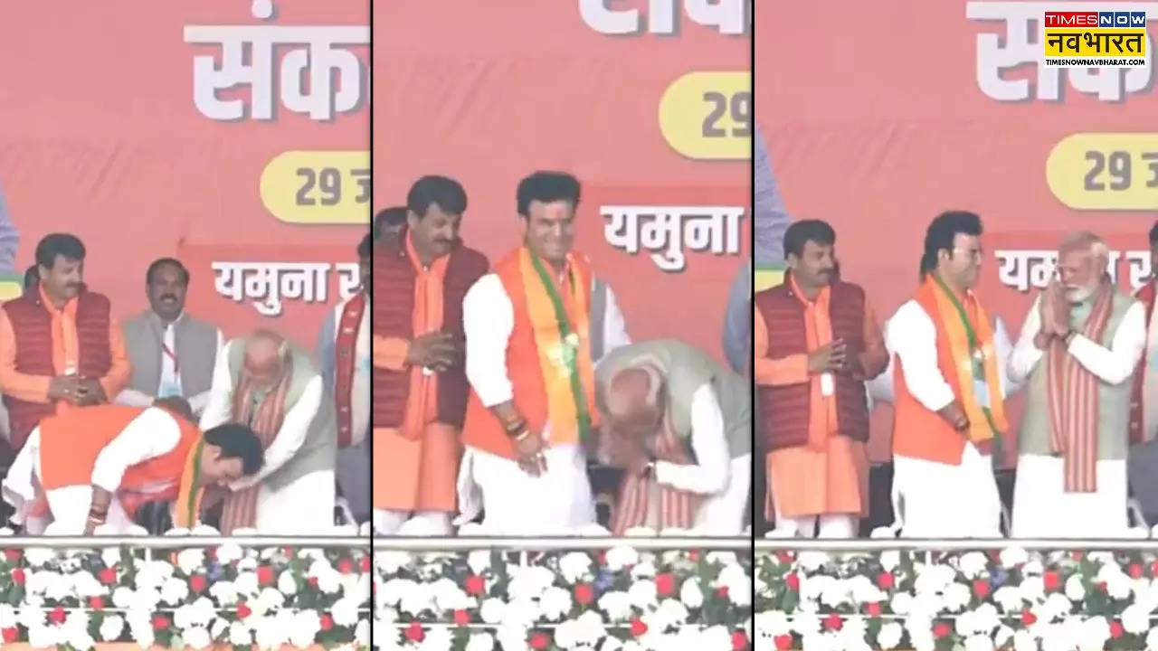 PM Modi Touched Feet of BJP Candidate