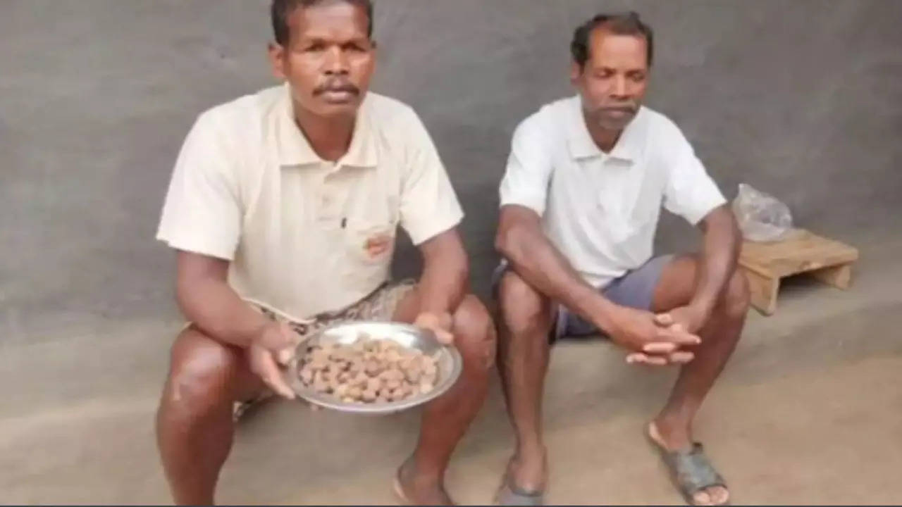 man Eat Only stones From 20 Years