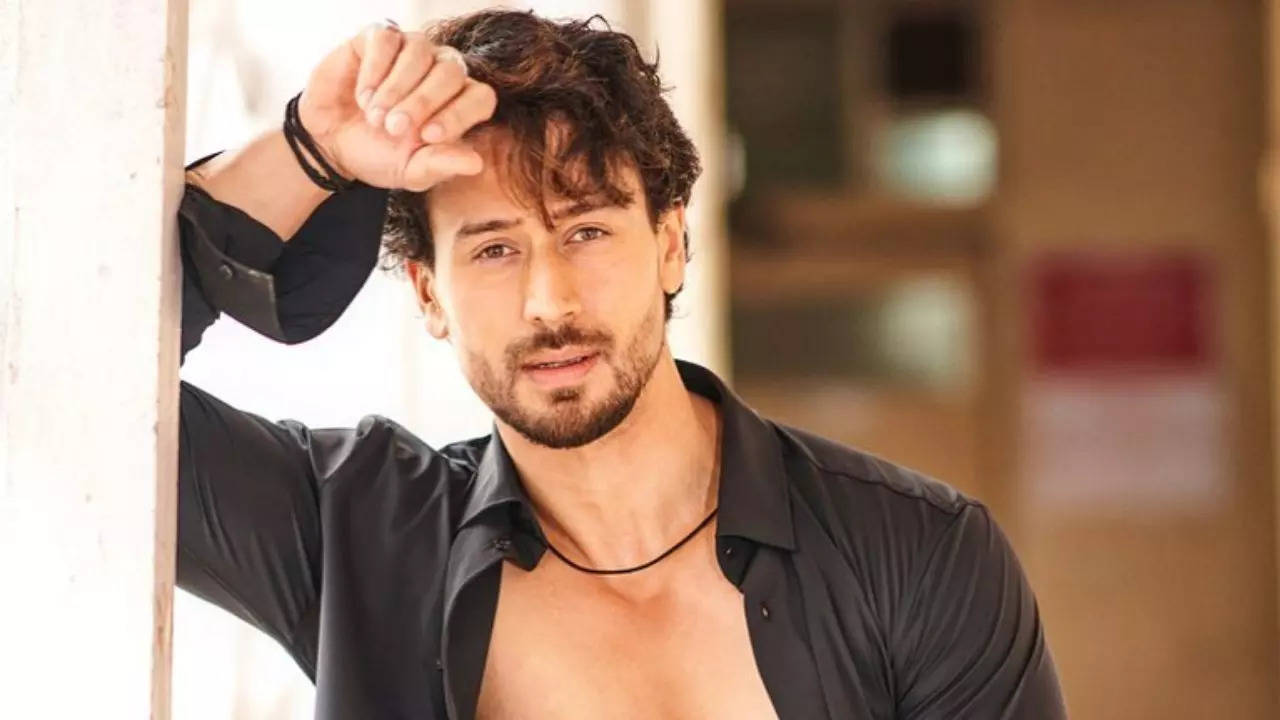 बॉक्स ऑफिस पर बुरी तरह पिटी Heropanti 2, फिल्म के हश्र पर ऐसा था Tiger Shroff का हाल