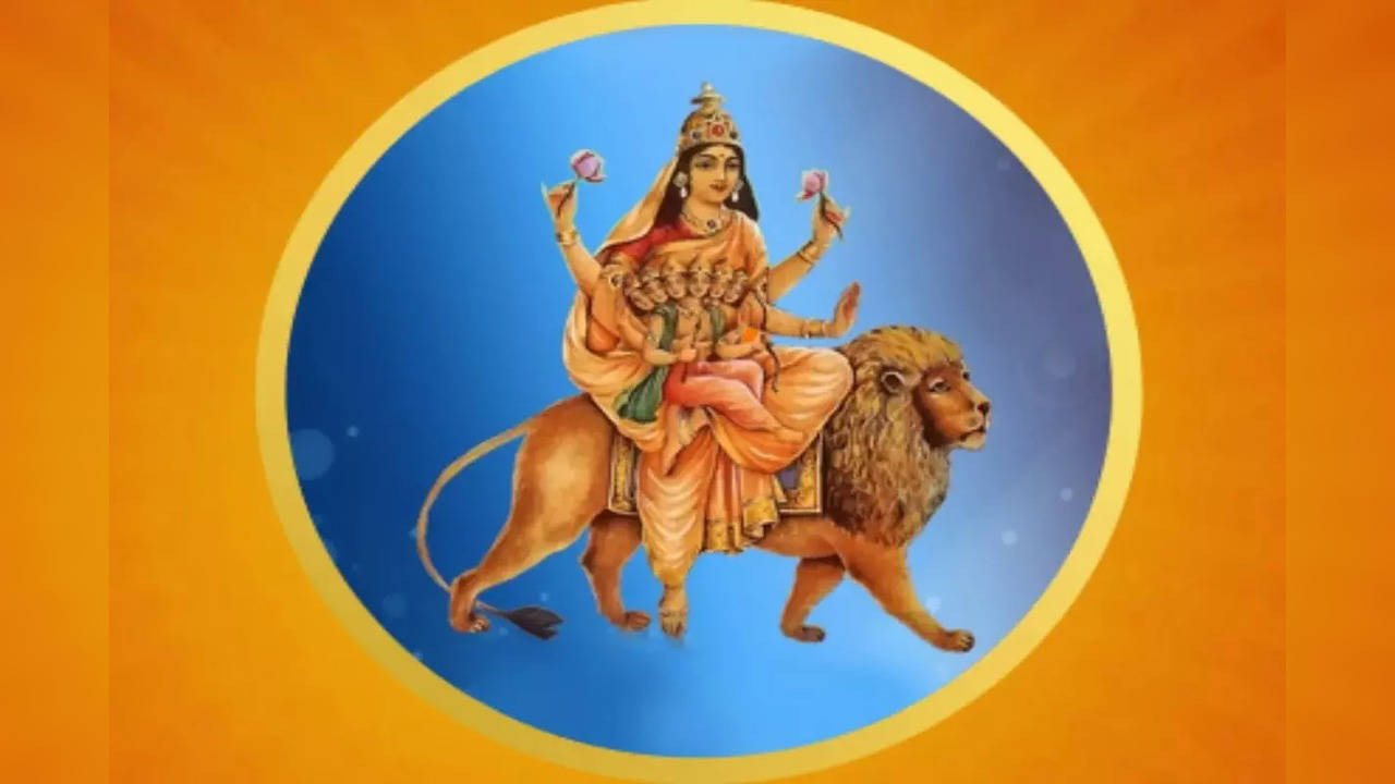 Navratri 2022 5th Day Maa Skandmata Puja Vidhi: मां स्कंदमाता की पूजा विधि, आरती और मंत्र