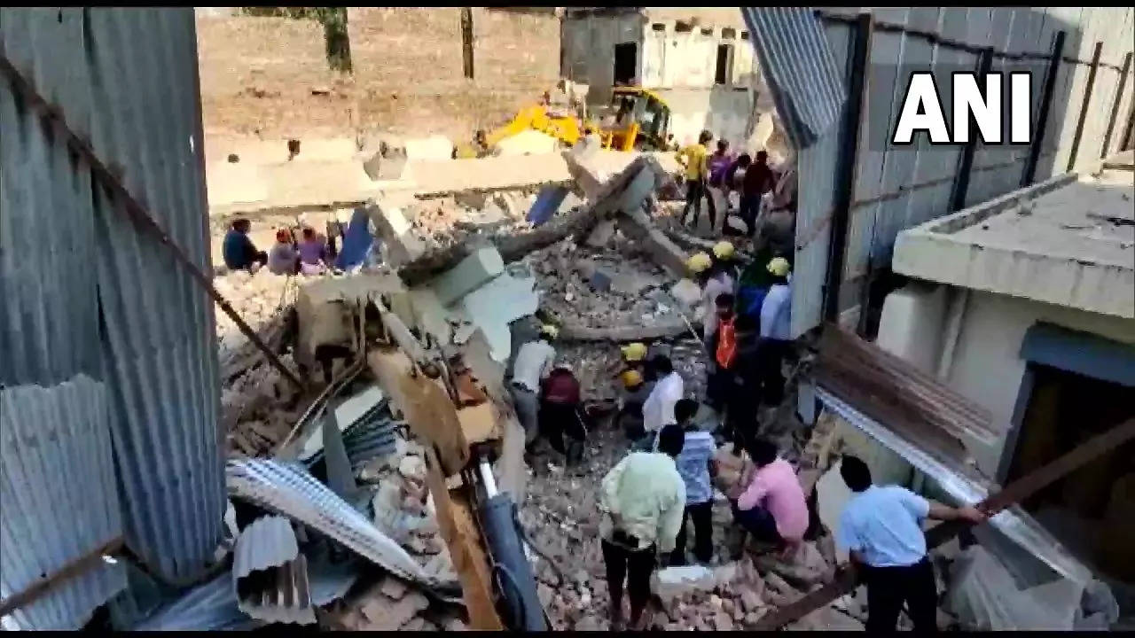 Building collapse in Udyog Vihar