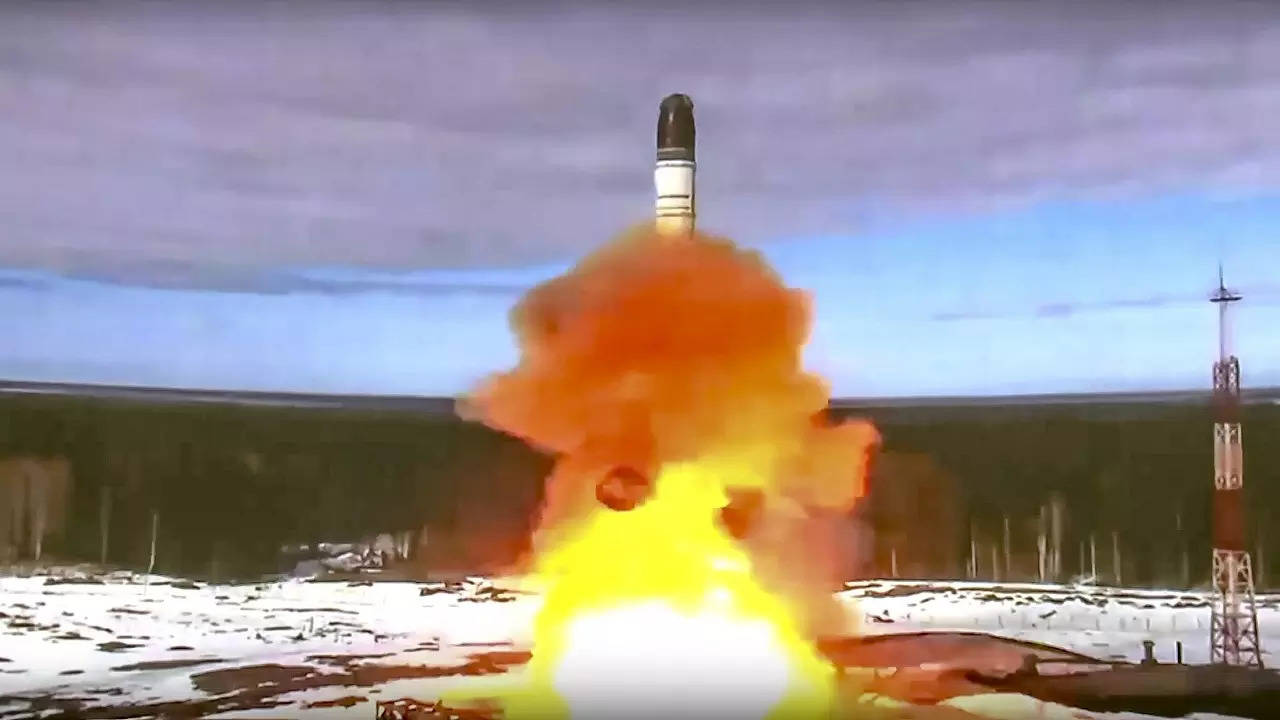 What Are ‘strategic’ And ‘tactical’ Nuclear Weapons Russia May Use ...