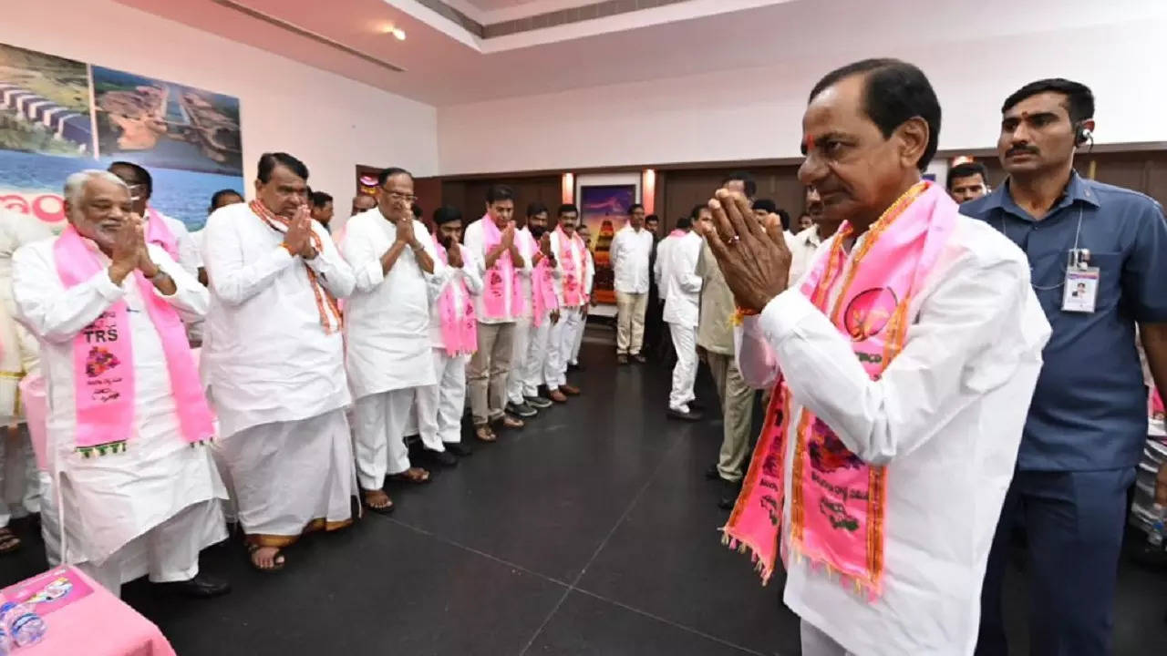 kcr changed his party name