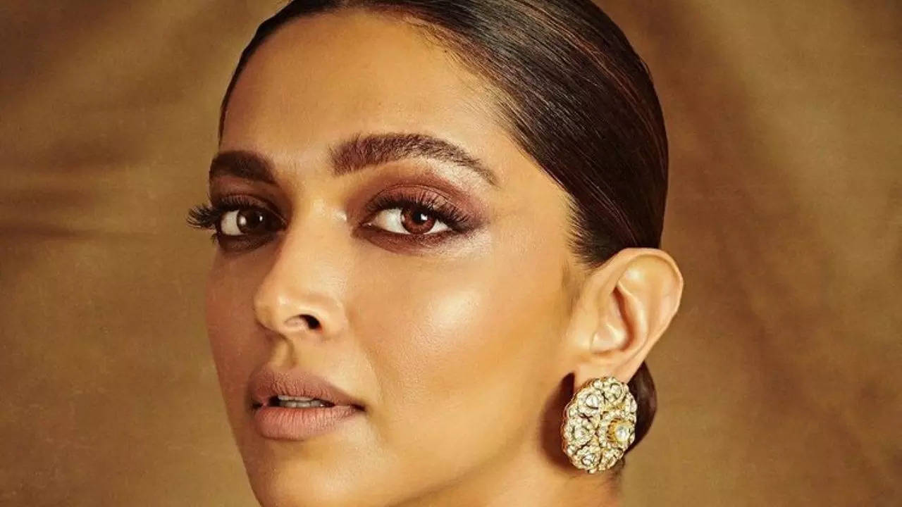 Deepika Padukone ने बताई हॉलीवुड से दूरी की वजह, कैसे इंग्लिश बोलने पर मिली तारीफ ने तोड़ दिया था दिल