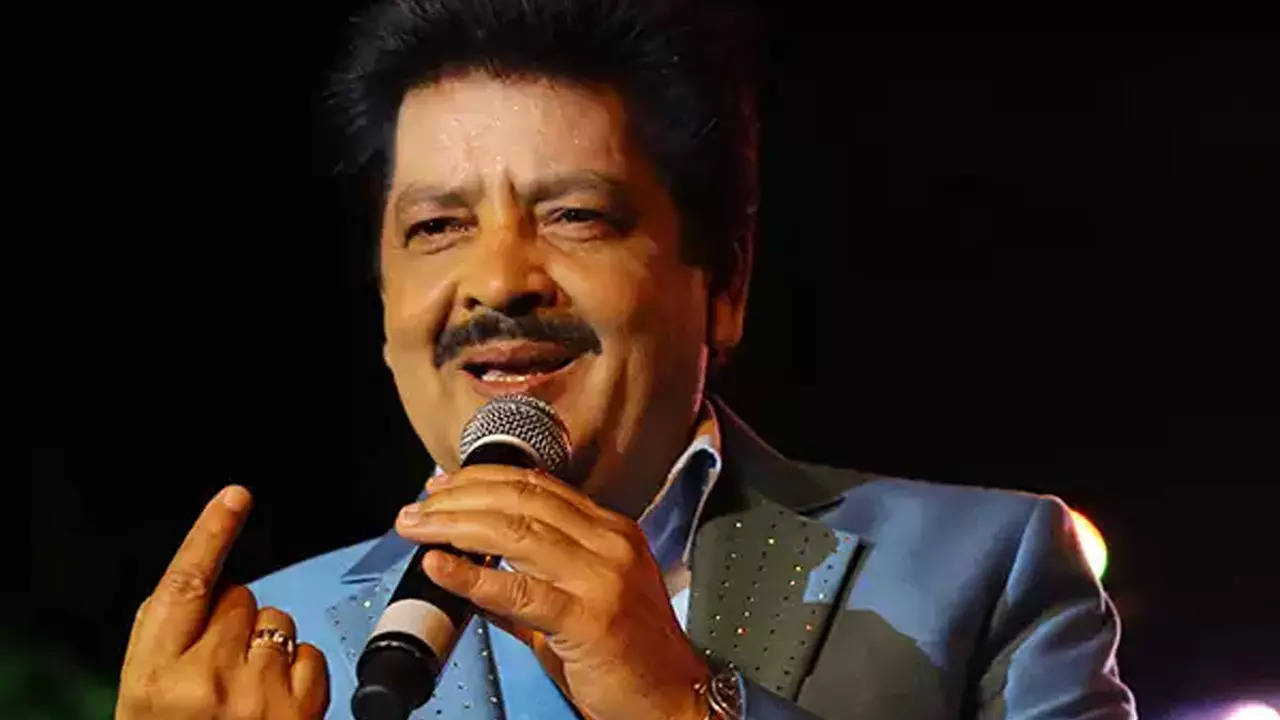 Udit Narayan को हार्ट अटैक आने की खबर से फैंस परेशान? मैनेजर ने बताई वायरल मैसेज की सच्चाई