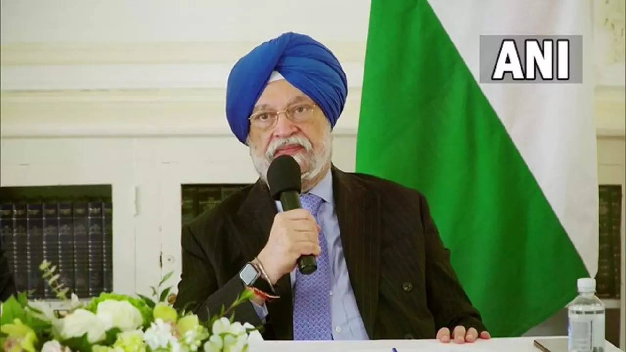 hardeep puri