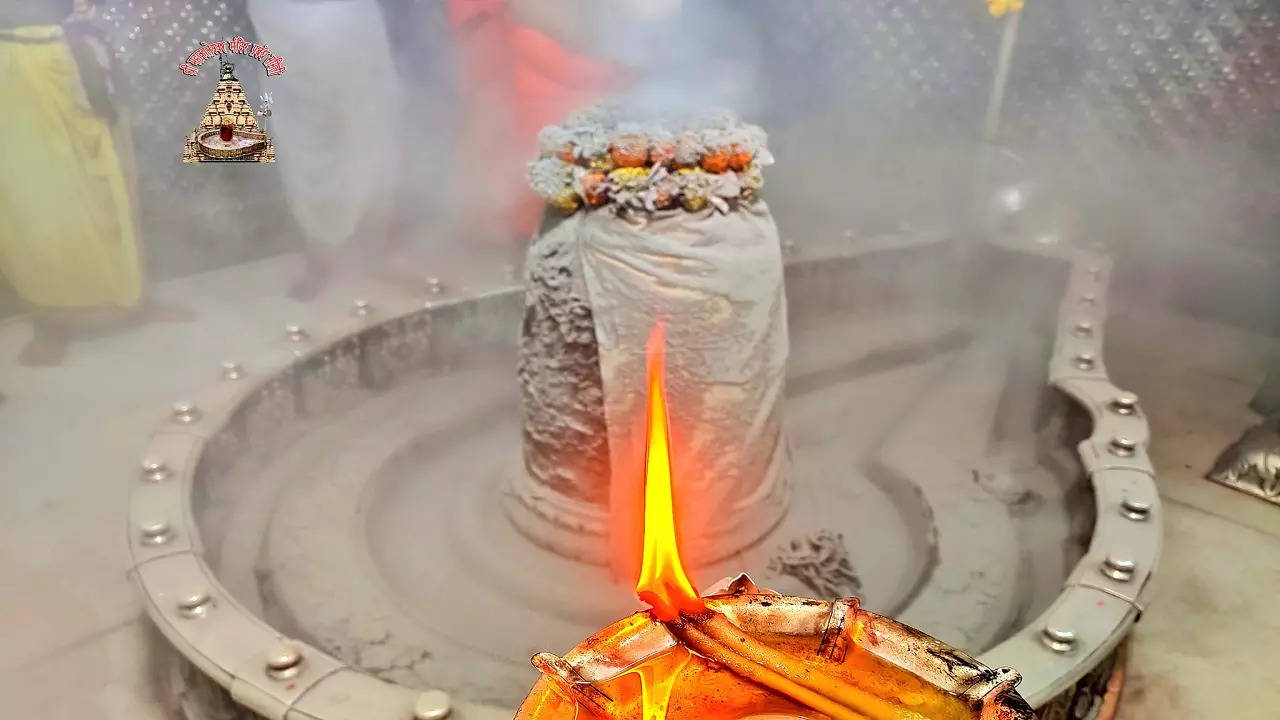 mahakal bhasma aarti