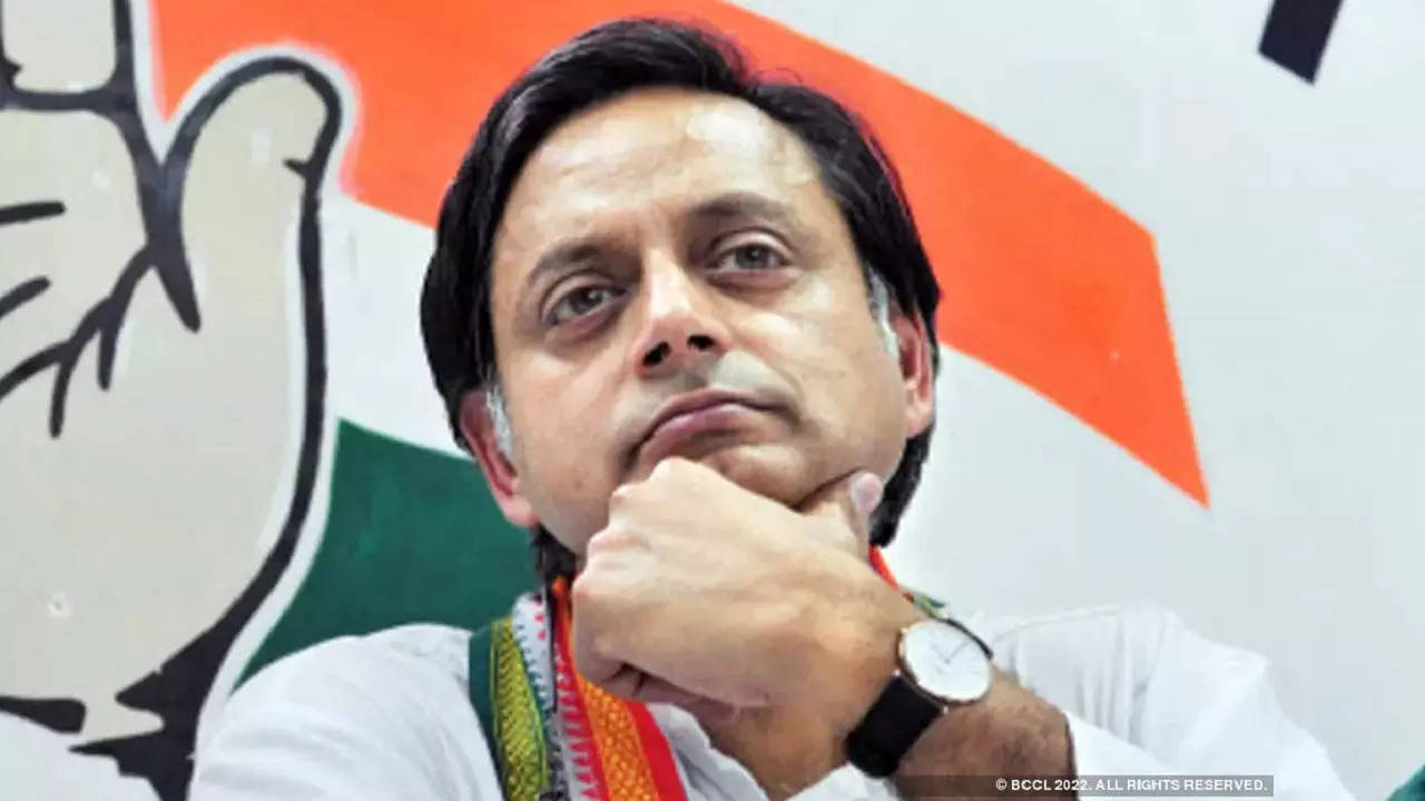 shashi tharoor