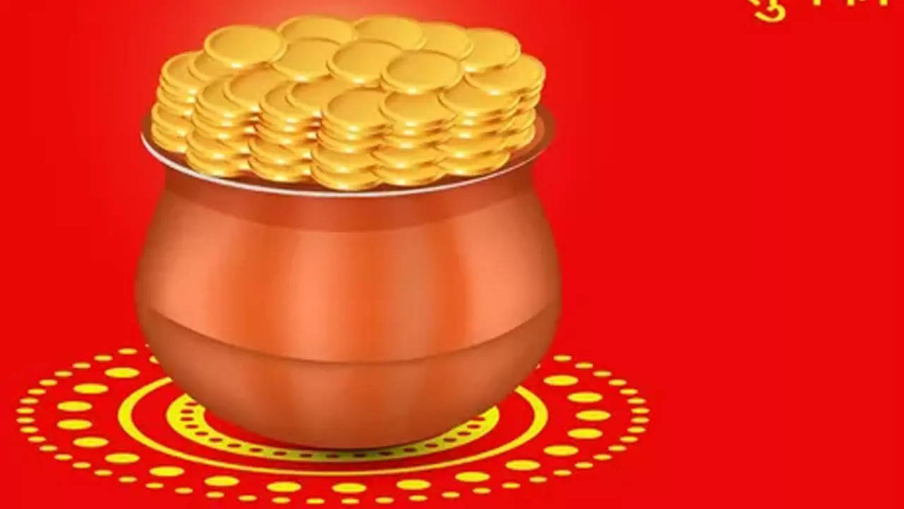 Dhanteras 2022: धनतेरस पर क्या खरीदना है सबसे शुभ, आप भी जानिए खरीदारी का शुभ मुहूर्त