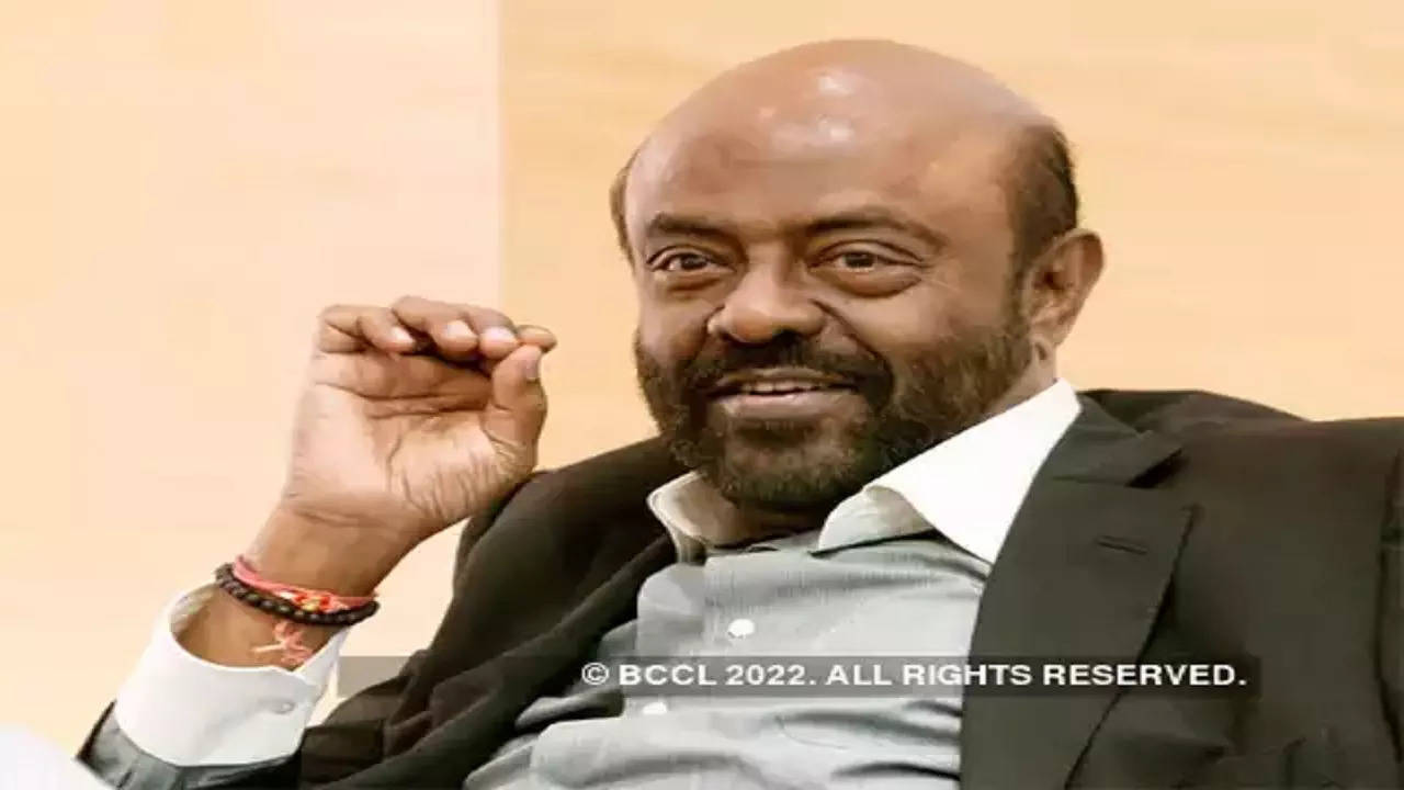 shiv nadar