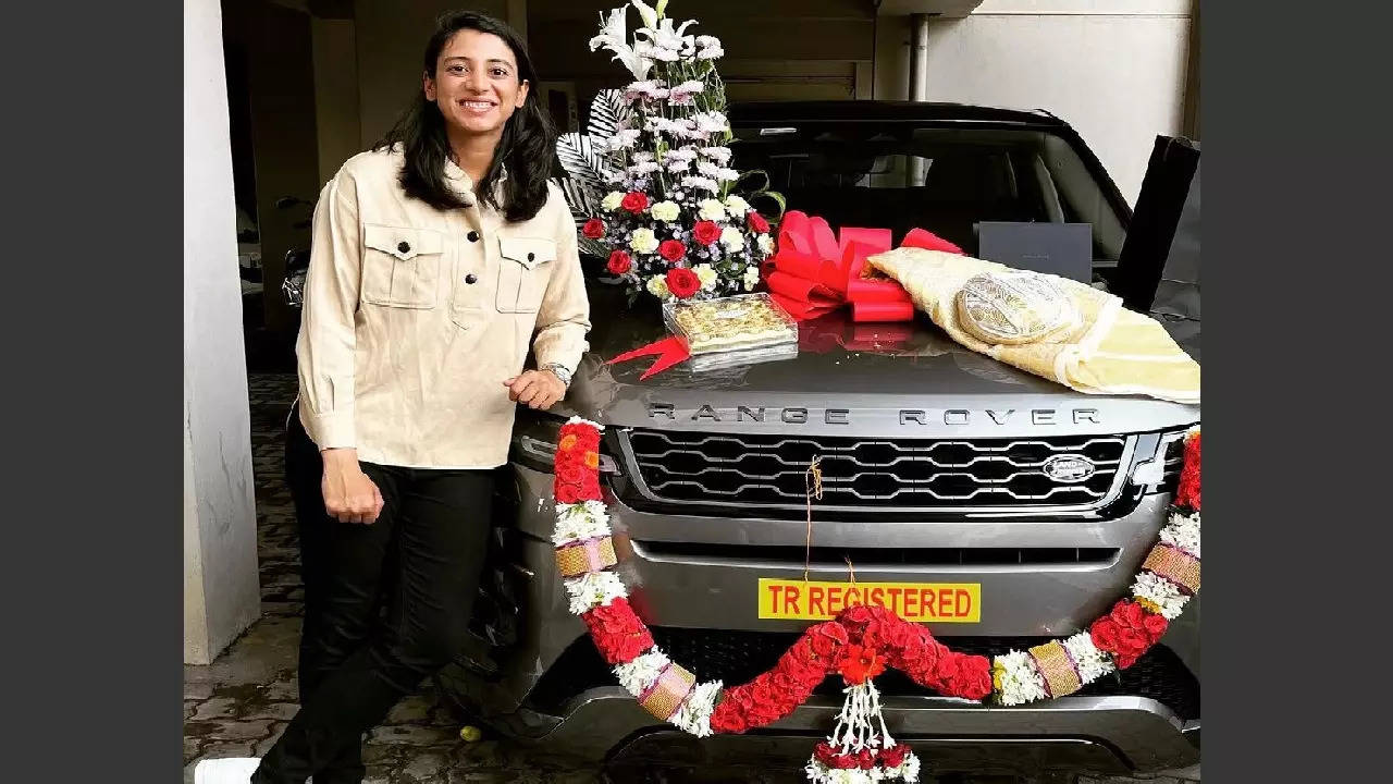 Cricketer Smriti Mandhanaa Brings Home New Range Rover