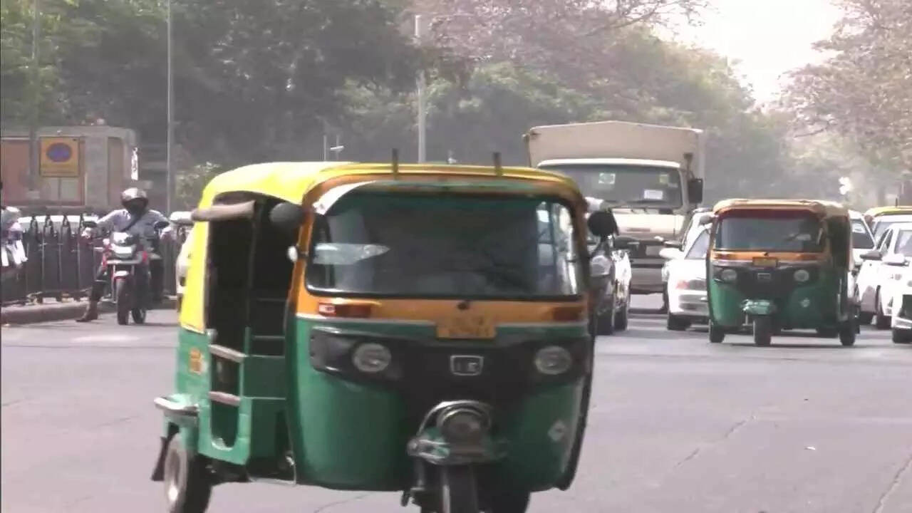 delhi auto