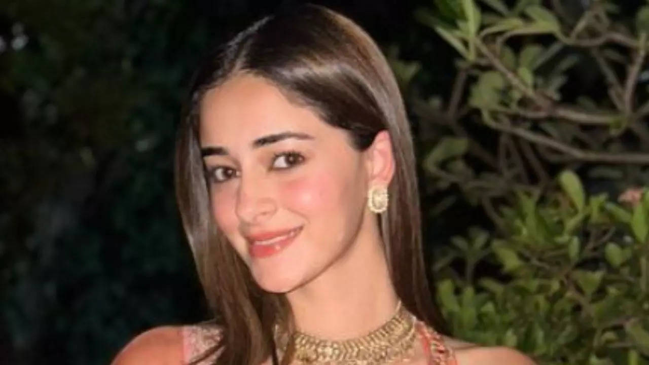 ananya panday (1)