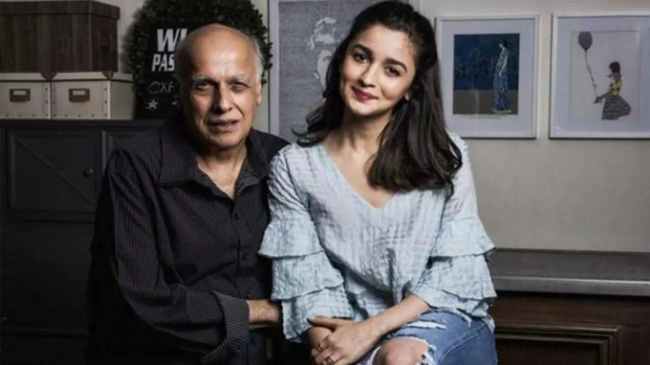 Alia Bhatt की बेटी को देख भावुक हो गए थे Mahesh Bhatt, बेटे Rahul Bhatt ने राज खोलते हुए कहा 'वो फ्लैशबैक में...'