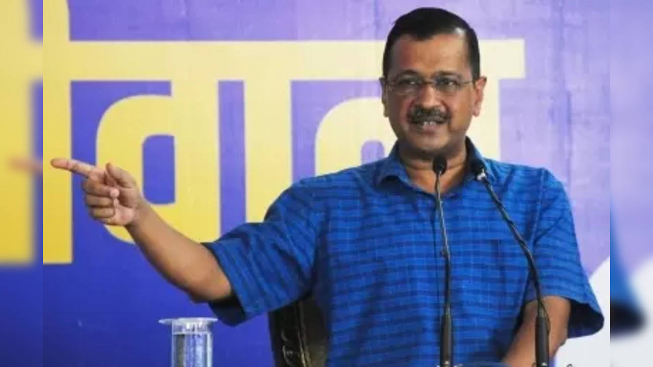 New Delhi: Delhi CM and AAP national convener Arvind Kejriwal addresses media during launching AAP's '10 Guarantees' for the upcoming MCD elections, in New Delhi on Friday, Nov. 11, 2022. (Photo: Qamar Sibtain/IANS)