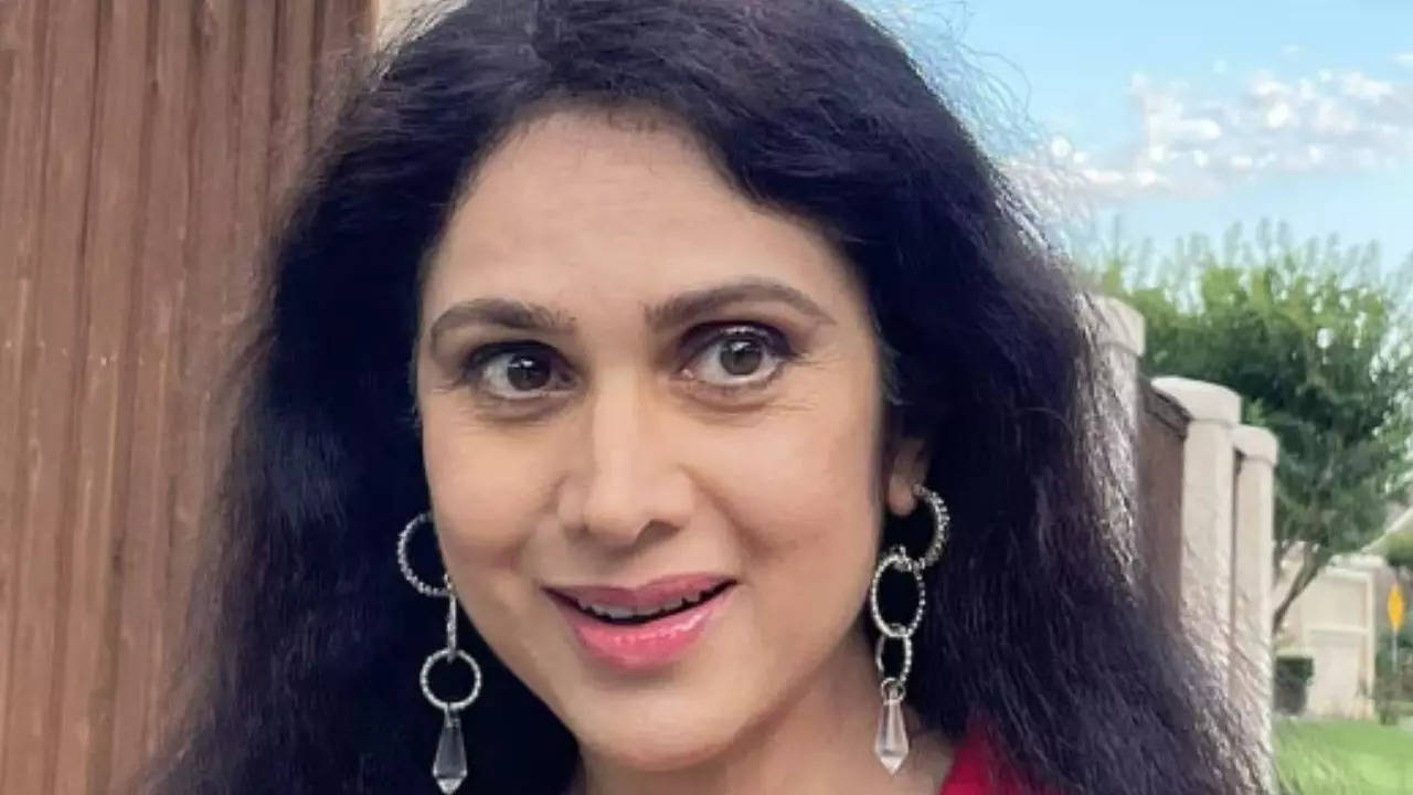 Meenakshi Seshadri