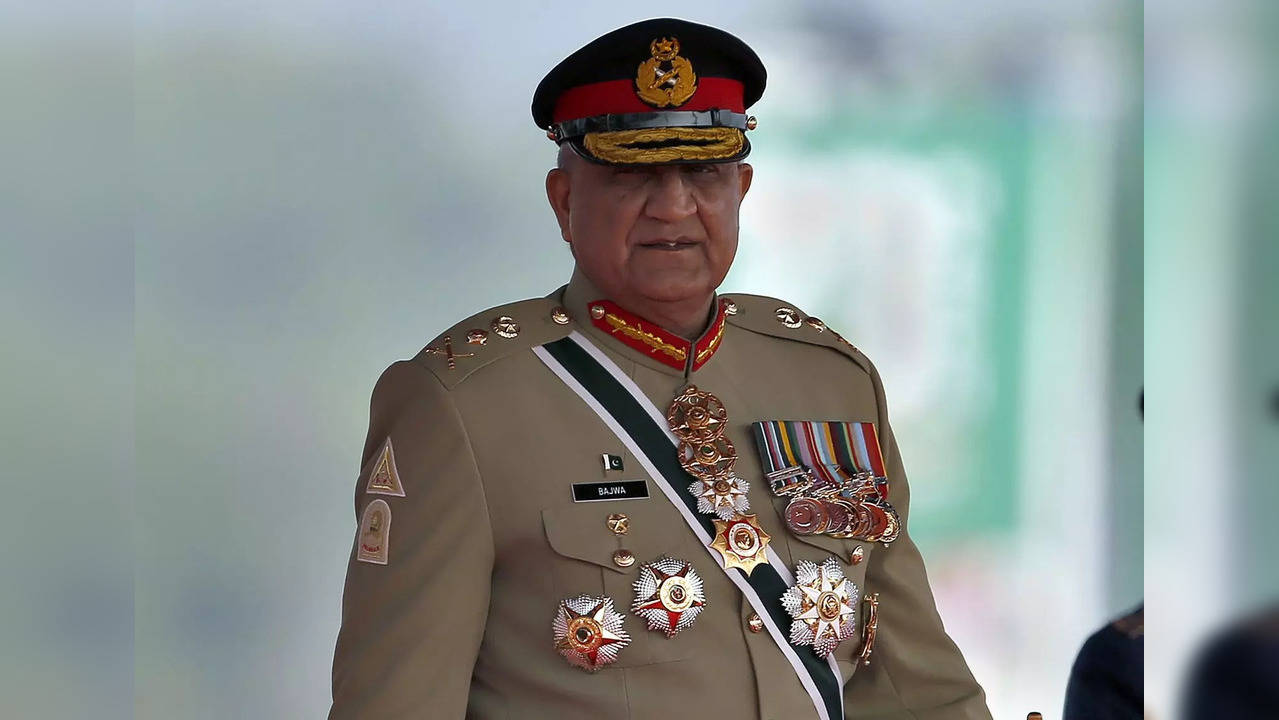 General Qamar Javed Bajwa arrives for a ...