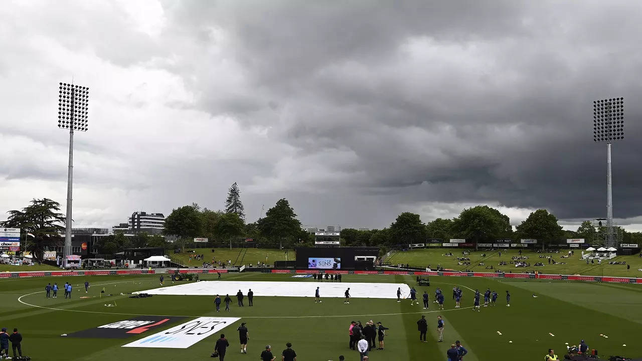 India-vs-New-Zealand-Rain