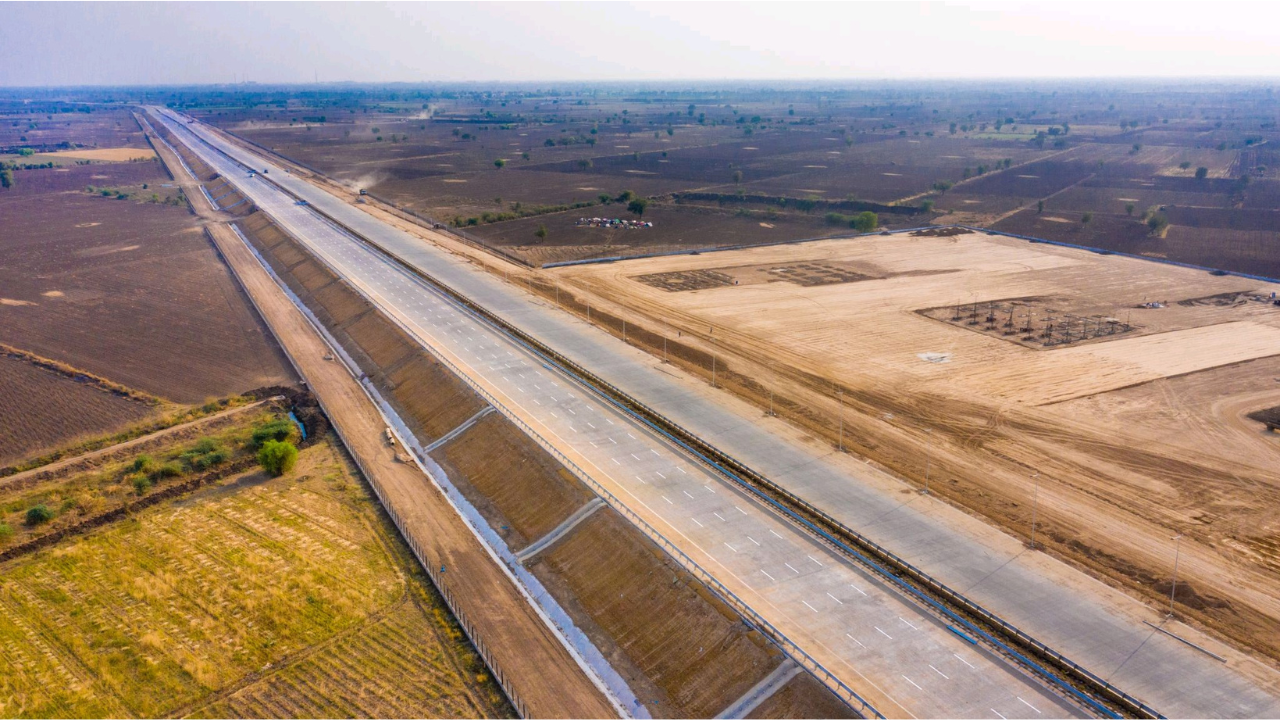 Delhi Mumbai Expressway