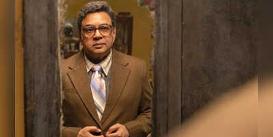 Paresh Rawal Kolkata Gujarat -