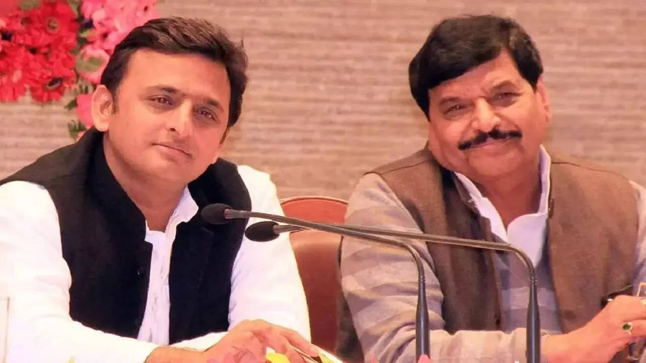 shivpal akhilesh