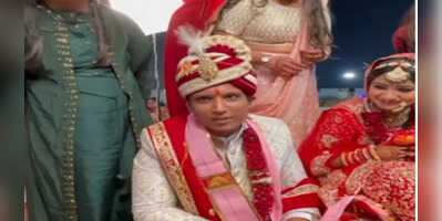 Dulha Dulhan ka Video