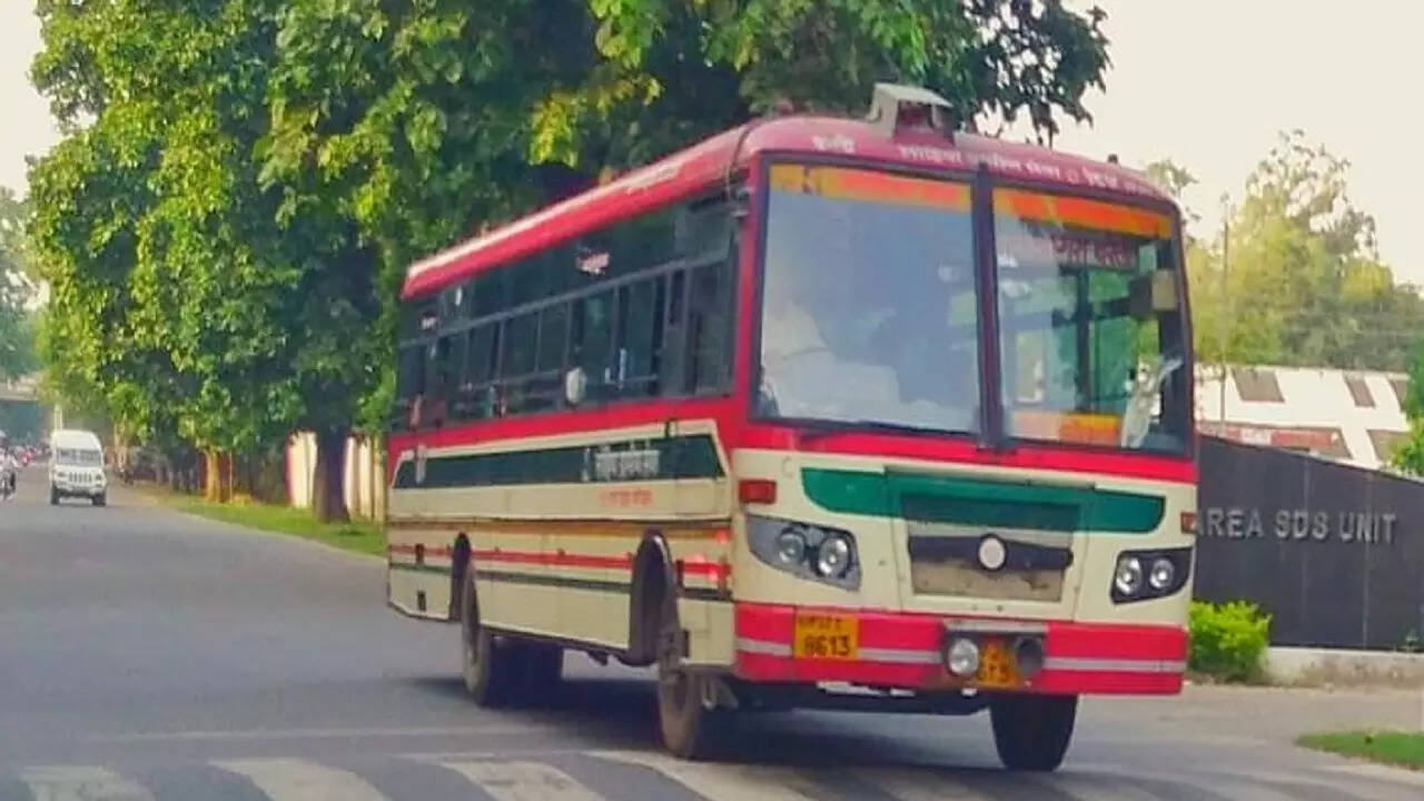 lucknow up roadways bus