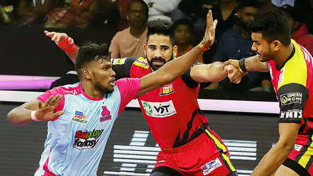 PKL 2022: Jaipur Pink Panthers beat Bengaluru Bulls 49-29, Puneri Paltan  edge Tamil Thalaivas 39-37 in thriller