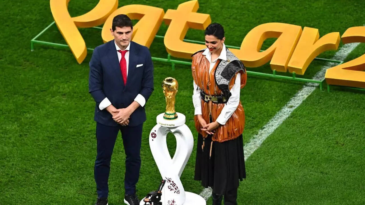 Deepika Padukone Unveils FIFA World Cup 2022 Trophy, See Pics