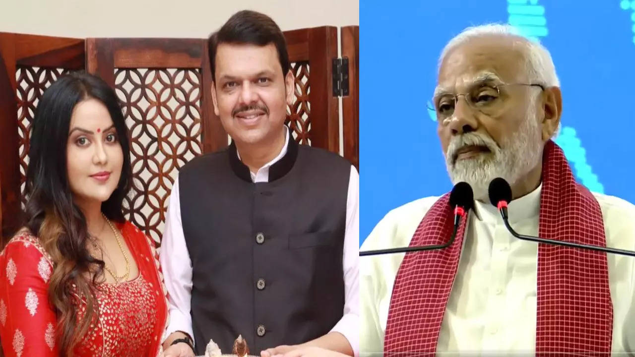 Narendra Modi, Amruta Fadnavis, Devendra Fadnavis