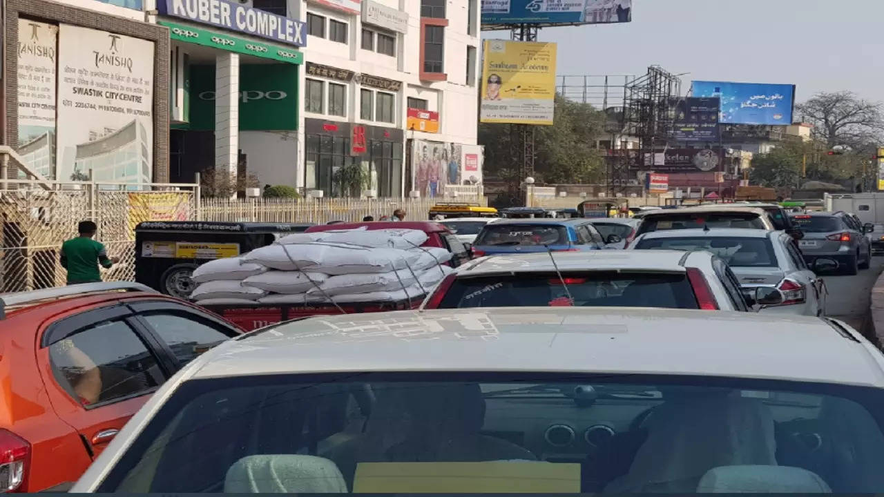 varanasi road rush