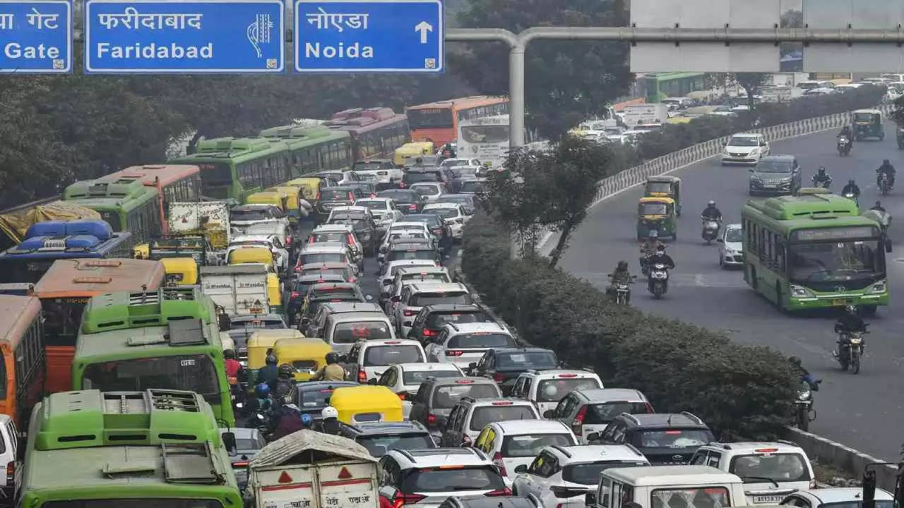 Ashram Flyover Closed