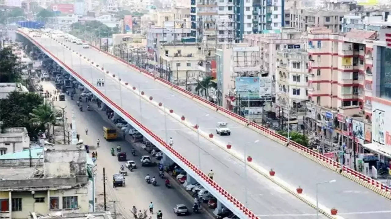 Lucknow Bharwara crossing