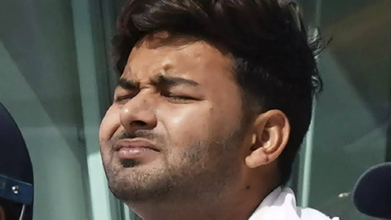 Rishabh Pant takes a 'Spiderman' catch behind the stumps to dismiss Shreyas  Iyer