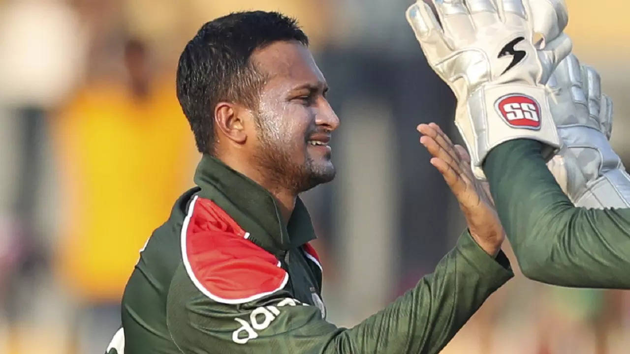 Shakib al hasan slams BCB with Nayak film dialogue