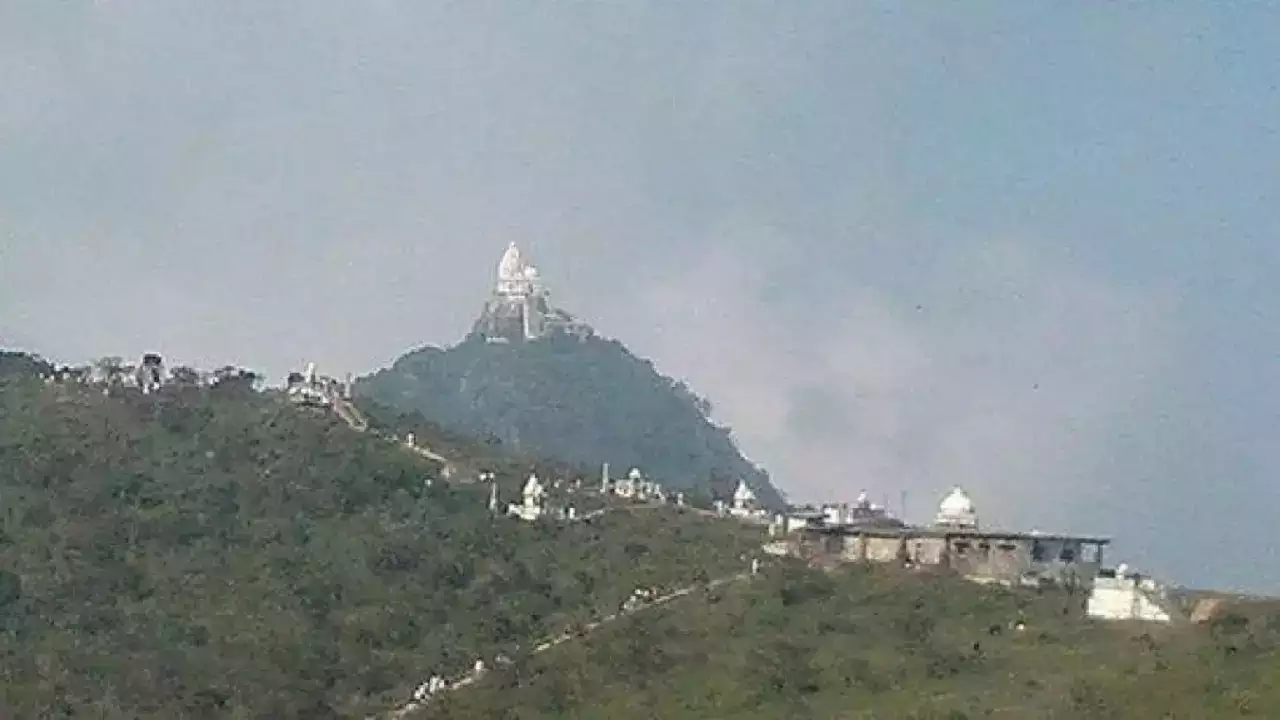 sammed shikharji